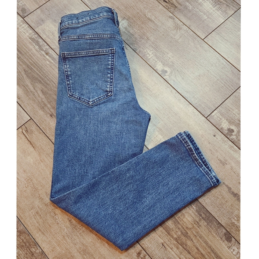 GAP Medium Wash High Rise Vintage Slim Size 8/29